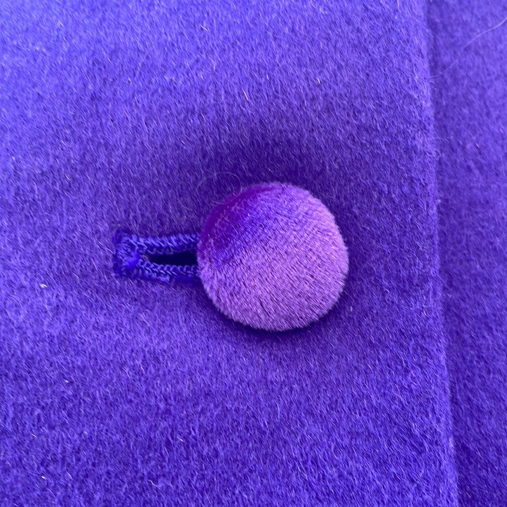 Vintage Cashmere Blazer - Picture 4 of 9
